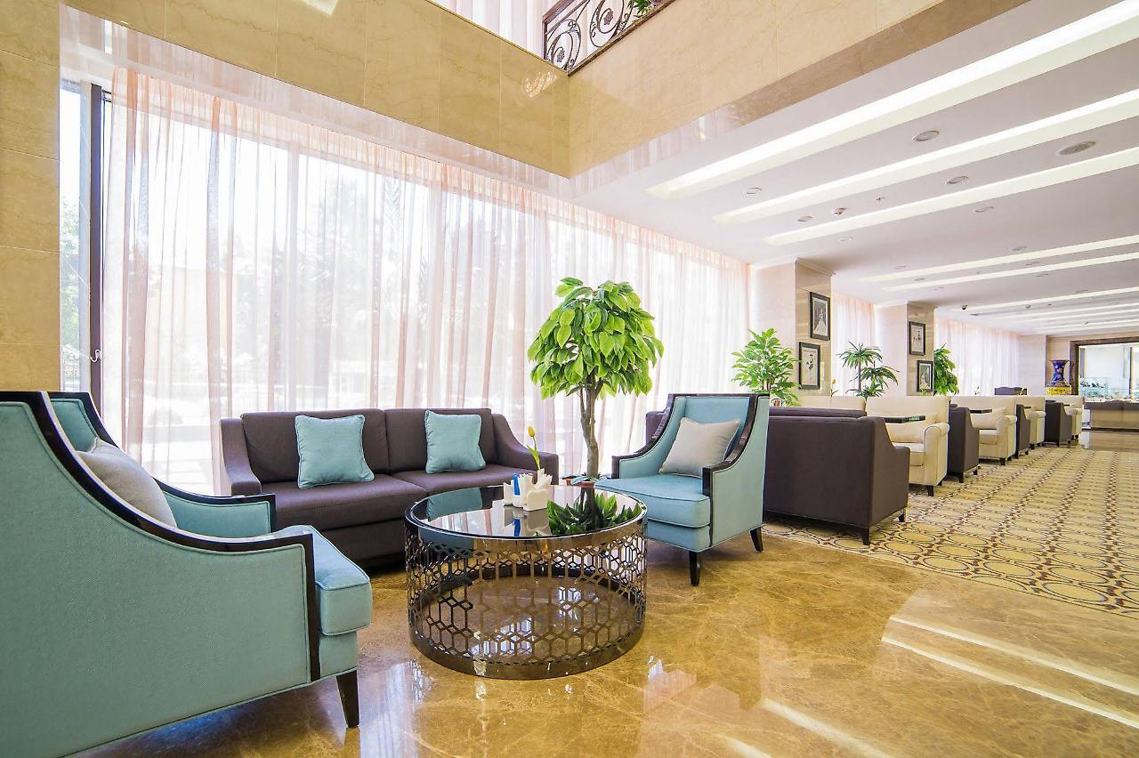 Shera Inn Hotel Ałma Ata Zewnętrze zdjęcie