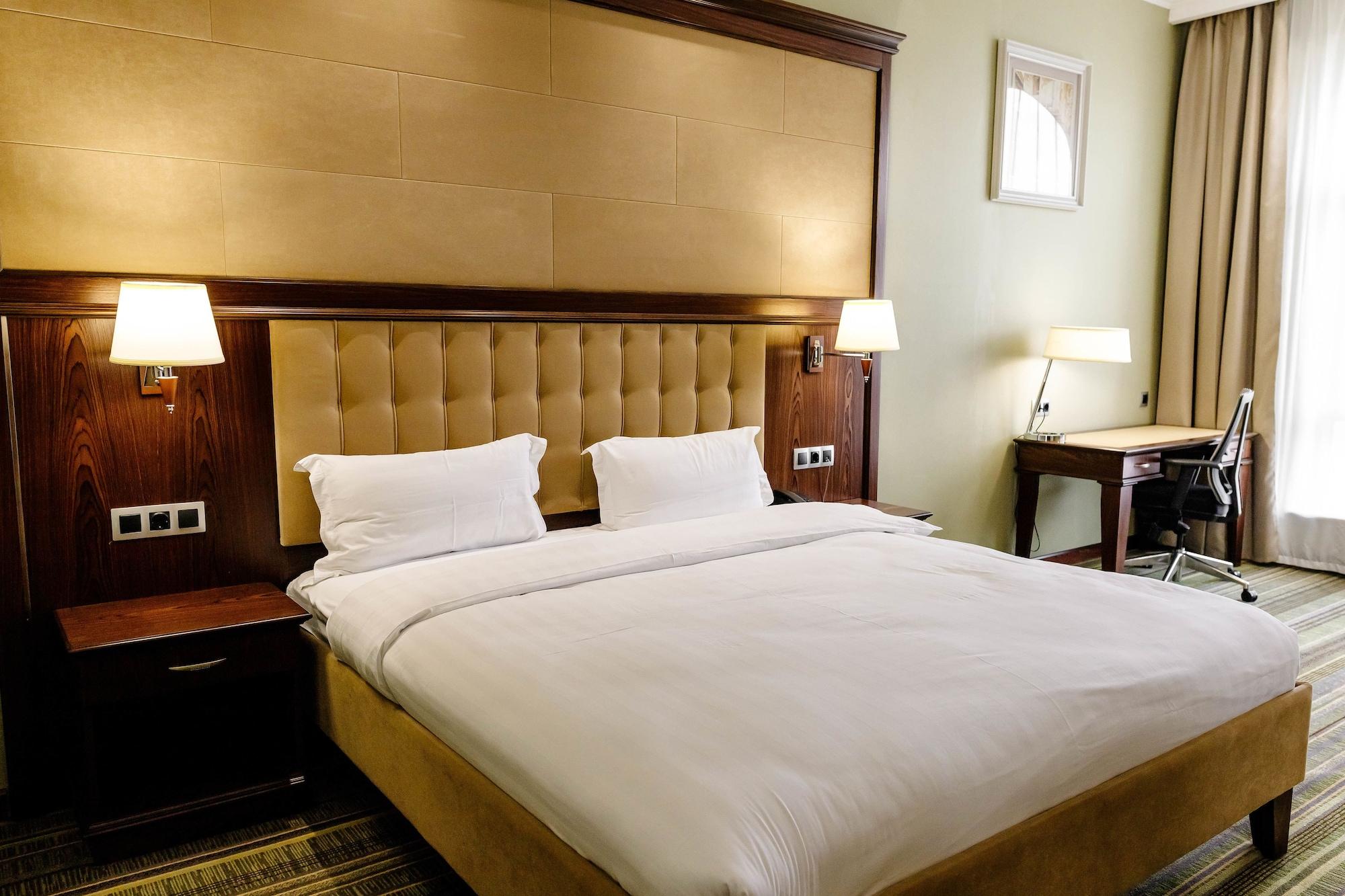 Shera Inn Hotel Ałma Ata Zewnętrze zdjęcie